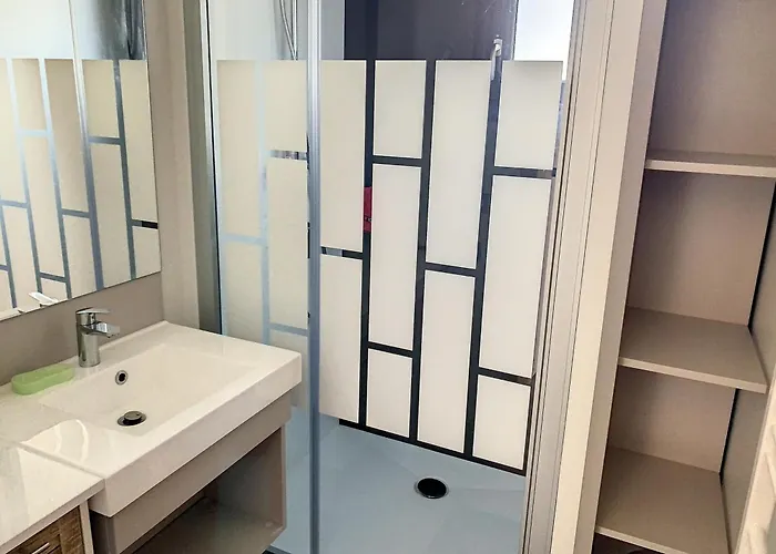 Domek alpejski De Standing A - 6 Couchages, Piscine Chauffee, Proche Et Commerces, Wi-fi Gratuit - Fr-1-361-449 *